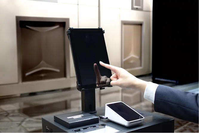 タブレットチェックイン